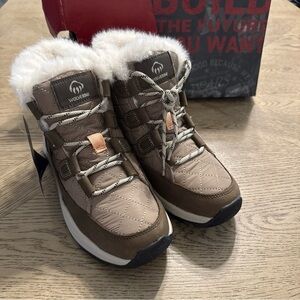 Wolverine Women's Luton Quilted Waterproof Insulated Mid Snow Boot, Gravel, 7